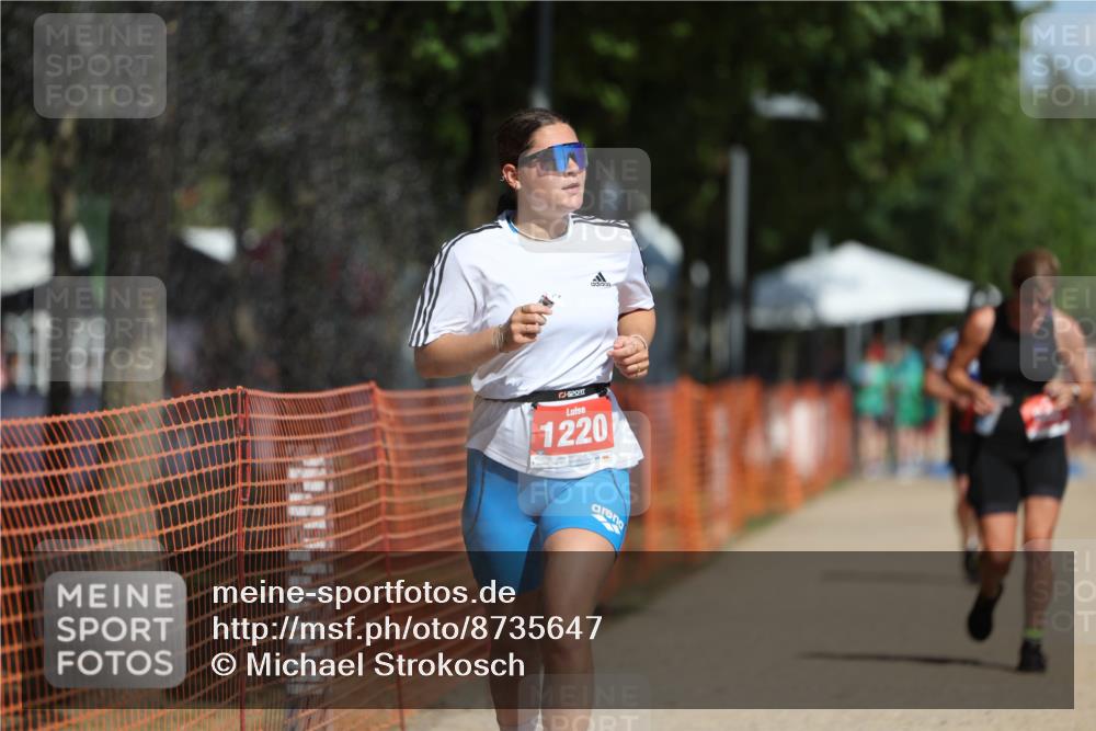 07.09.2025 - 19. Norderstedt Triathlon Michael Strokosch http://msf.ph/oto/8735647 07.09.2025 12:21:15 Laufen 168, 845, 1220 meine-sportfotos.de