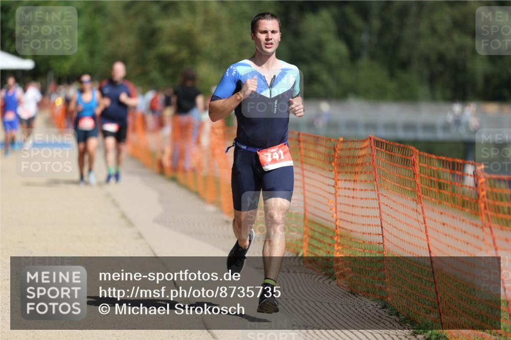 07.09.2025 - 19. Norderstedt Triathlon Michael Strokosch http://msf.ph/oto/8735735 07.09.2025 12:21:38 Laufen 741, 1363 meine-sportfotos.de