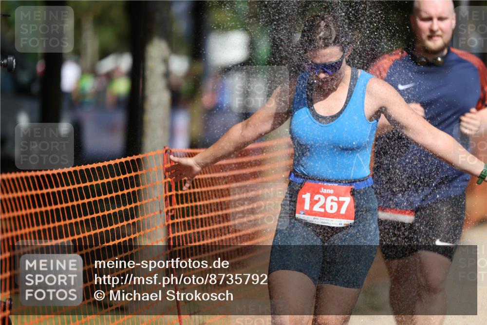 07.09.2025 - 19. Norderstedt Triathlon Michael Strokosch http://msf.ph/oto/8735792 07.09.2025 12:21:49 Laufen 190, 782, 1228, 1267 meine-sportfotos.de
