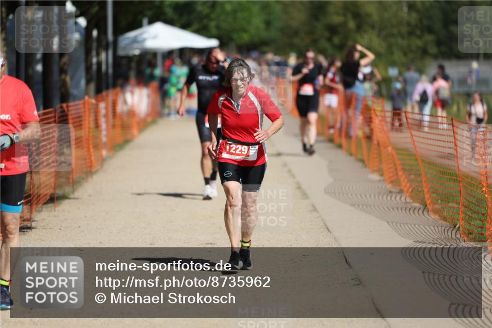 07.09.2025 - 19. Norderstedt Triathlon Michael Strokosch http://msf.ph/oto/8735962 07.09.2025 12:22:36 Laufen 253, 830, 1229 meine-sportfotos.de