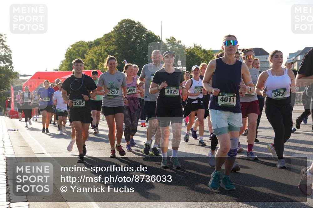 07.09.2025 - BARMER Alsterlauf Yannick Fuchs http://msf.ph/oto/8736033 07.09.2025 09:09:00 Laufen 4395, 4001, 3293, 3668, 4029, 3664, 3295, 4811, 4011, 3950 meine-sportfotos.de