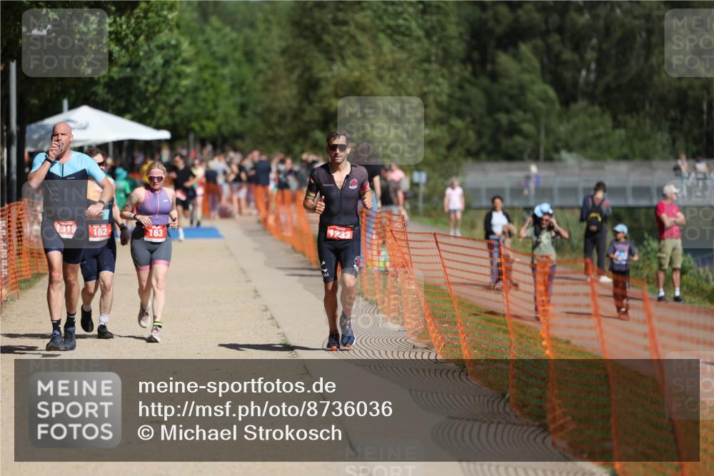 07.09.2025 - 19. Norderstedt Triathlon Michael Strokosch http://msf.ph/oto/8736036 07.09.2025 12:22:50 Laufen 162, 163, 1233, 1244, 1319 meine-sportfotos.de