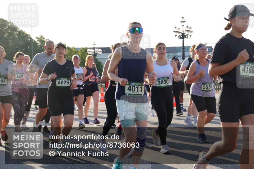07.09.2025 - BARMER Alsterlauf Yannick Fuchs http://msf.ph/oto/8736063 07.09.2025 09:09:01 Laufen 93, 668, 5560, 4029, 36, 4011, 3950, 5539, 4168 meine-sportfotos.de