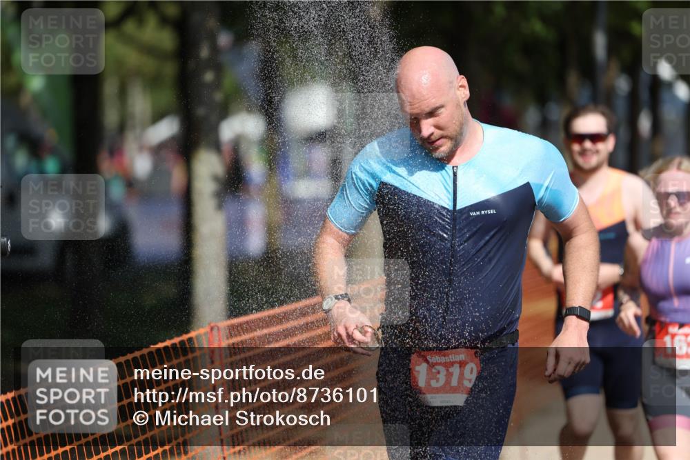 07.09.2025 - 19. Norderstedt Triathlon Michael Strokosch http://msf.ph/oto/8736101 07.09.2025 12:22:57 Laufen 162, 163, 164, 1233, 1319 meine-sportfotos.de
