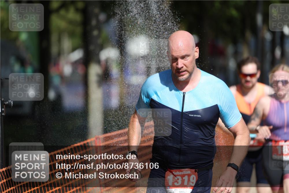 07.09.2025 - 19. Norderstedt Triathlon Michael Strokosch http://msf.ph/oto/8736106 07.09.2025 12:22:57 Laufen 162, 163, 164, 1233, 1319 meine-sportfotos.de