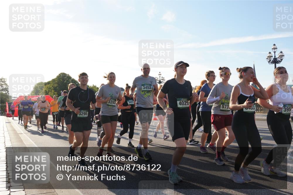 07.09.2025 - BARMER Alsterlauf Yannick Fuchs http://msf.ph/oto/8736122 07.09.2025 09:09:03 Laufen 4346, 4816, 3295, 3293, 3665, 3452, 4029, 573, 3950 meine-sportfotos.de