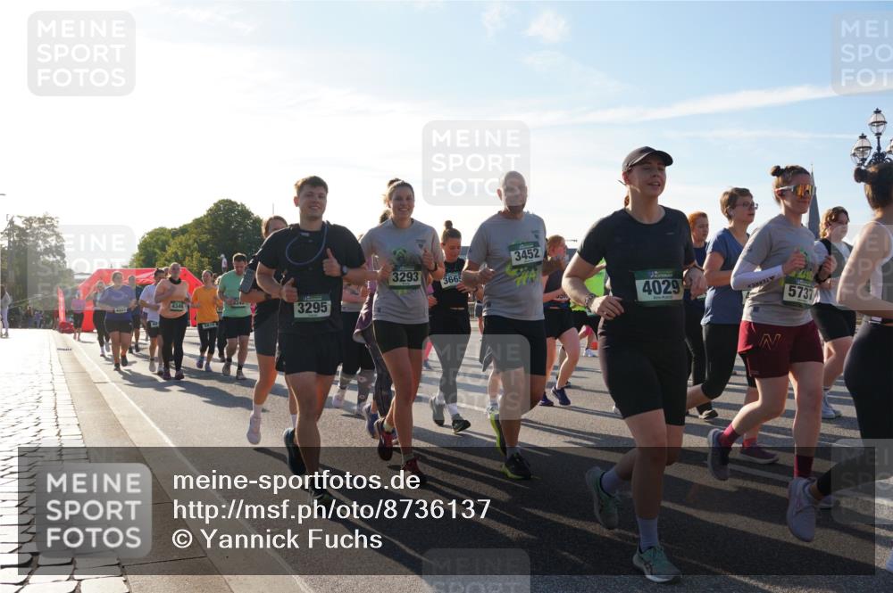 07.09.2025 - BARMER Alsterlauf Yannick Fuchs http://msf.ph/oto/8736137 07.09.2025 09:09:03 Laufen 3452, 3293, 3665, 4346, 3295, 4029, 5737 meine-sportfotos.de
