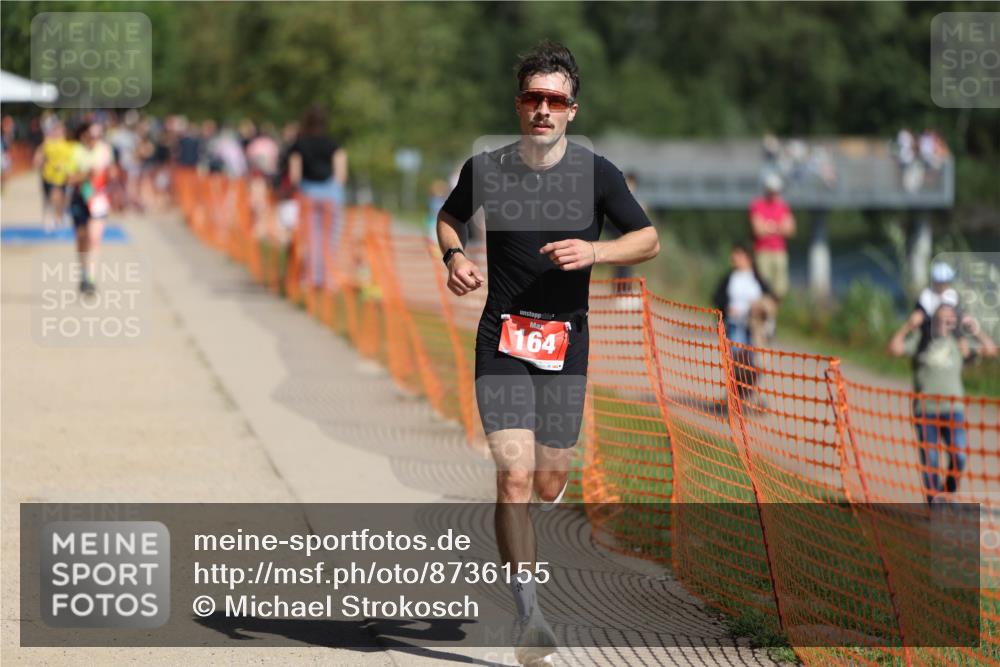 07.09.2025 - 19. Norderstedt Triathlon Michael Strokosch http://msf.ph/oto/8736155 07.09.2025 12:23:03 Laufen 164 meine-sportfotos.de