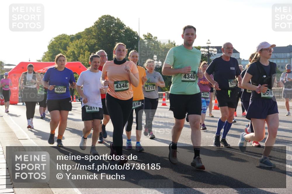 07.09.2025 - BARMER Alsterlauf Yannick Fuchs http://msf.ph/oto/8736185 07.09.2025 09:09:05 Laufen 4417, 4395, 2001, 4001, 4811, 4346, 816, 2215, 4345, 4962, 5275, 5599 meine-sportfotos.de