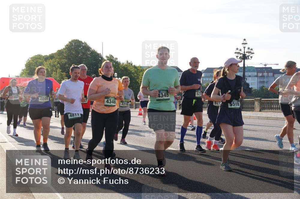 07.09.2025 - BARMER Alsterlauf Yannick Fuchs http://msf.ph/oto/8736233 07.09.2025 09:09:06 Laufen 395, 2001, 4001, 4345, 5275, 4346, 2215, 5272, 5599, 4811 meine-sportfotos.de