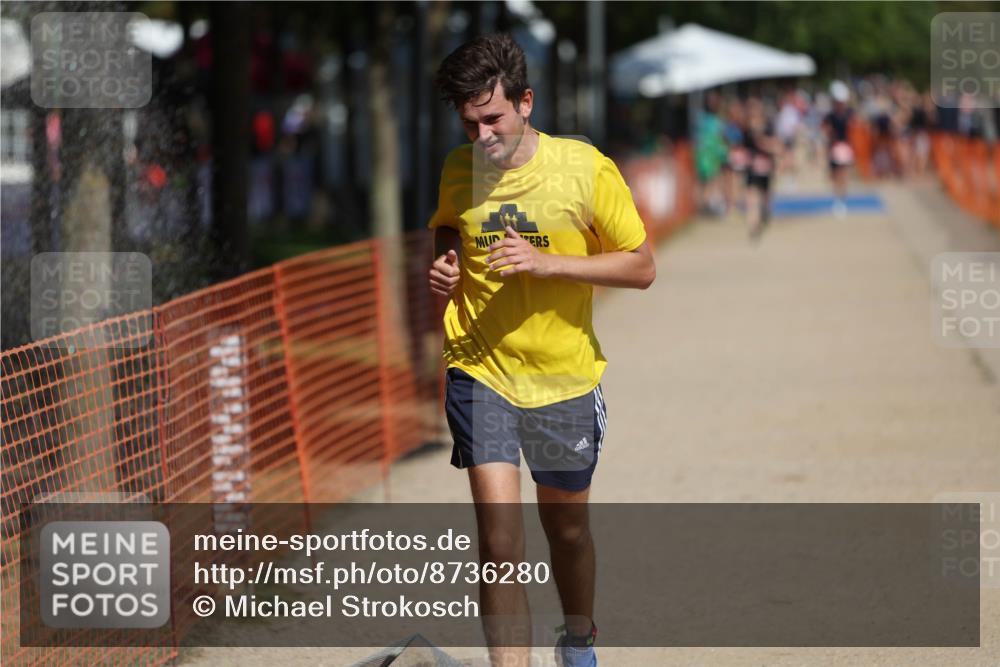 07.09.2025 - 19. Norderstedt Triathlon Michael Strokosch http://msf.ph/oto/8736280 07.09.2025 12:23:24 Laufen 148, 228 meine-sportfotos.de