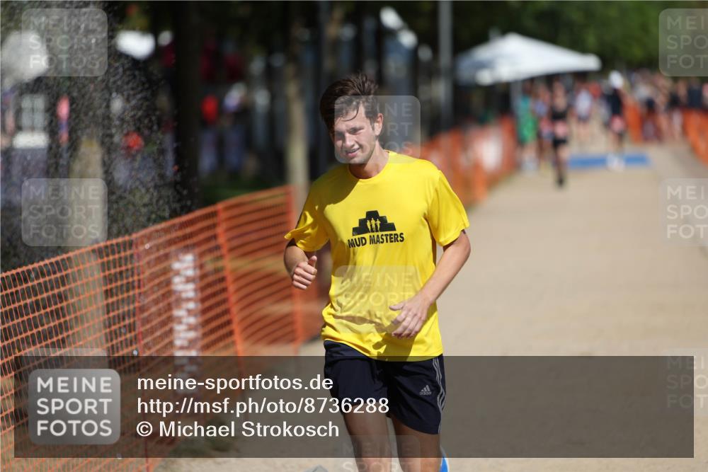 07.09.2025 - 19. Norderstedt Triathlon Michael Strokosch http://msf.ph/oto/8736288 07.09.2025 12:23:24 Laufen 148, 228 meine-sportfotos.de