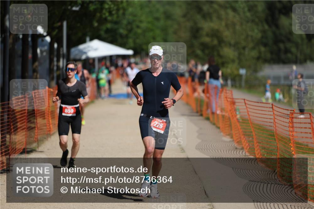07.09.2025 - 19. Norderstedt Triathlon Michael Strokosch http://msf.ph/oto/8736364 07.09.2025 12:23:36 Laufen 226, 859 meine-sportfotos.de