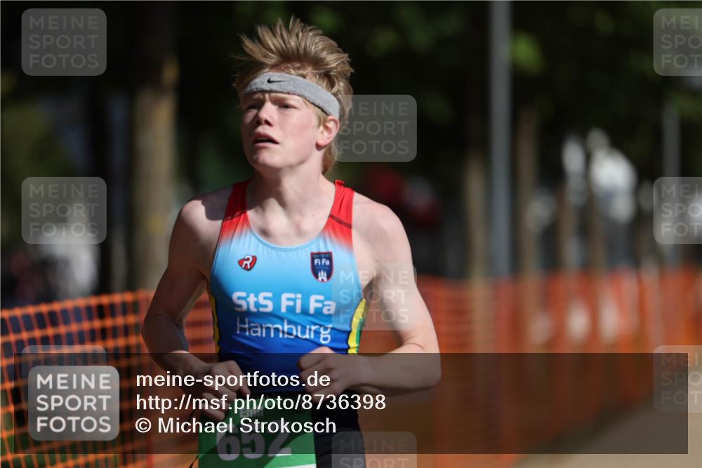 07.09.2025 - 19. Norderstedt Triathlon Michael Strokosch http://msf.ph/oto/8736398 07.09.2025 10:52:31 Laufen 84, 652 meine-sportfotos.de