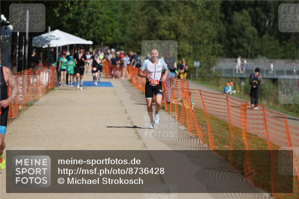 07.09.2025 - 19. Norderstedt Triathlon Michael Strokosch http://msf.ph/oto/8736428 07.09.2025 12:23:44 Laufen 152, 838, 859 meine-sportfotos.de