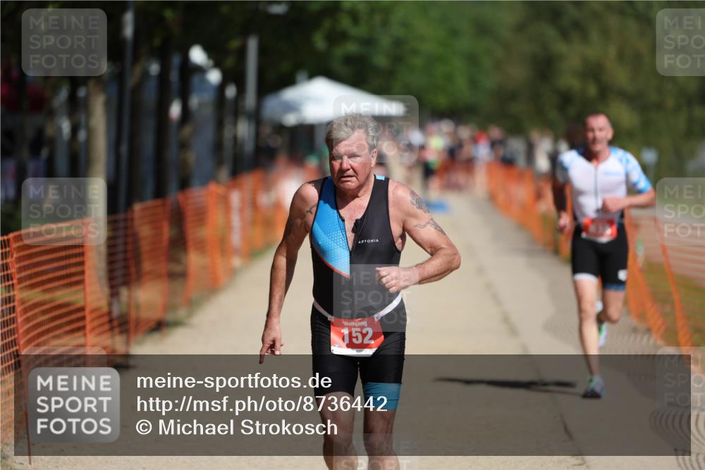 07.09.2025 - 19. Norderstedt Triathlon Michael Strokosch http://msf.ph/oto/8736442 07.09.2025 12:23:47 Laufen 152, 838 meine-sportfotos.de
