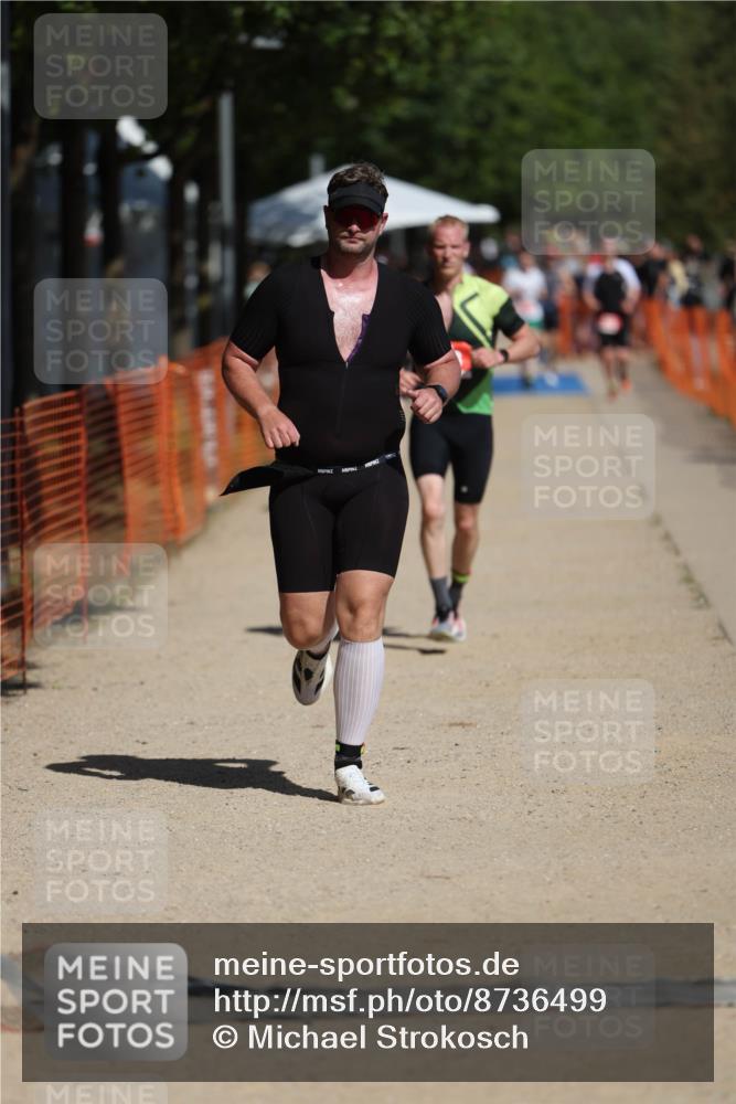 07.09.2025 - 19. Norderstedt Triathlon Michael Strokosch http://msf.ph/oto/8736499 07.09.2025 12:23:58 Laufen 138, 281 meine-sportfotos.de
