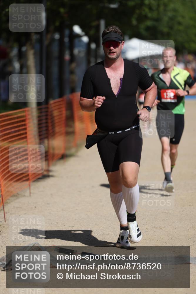 07.09.2025 - 19. Norderstedt Triathlon Michael Strokosch http://msf.ph/oto/8736520 07.09.2025 12:24:00 Laufen 138, 281 meine-sportfotos.de