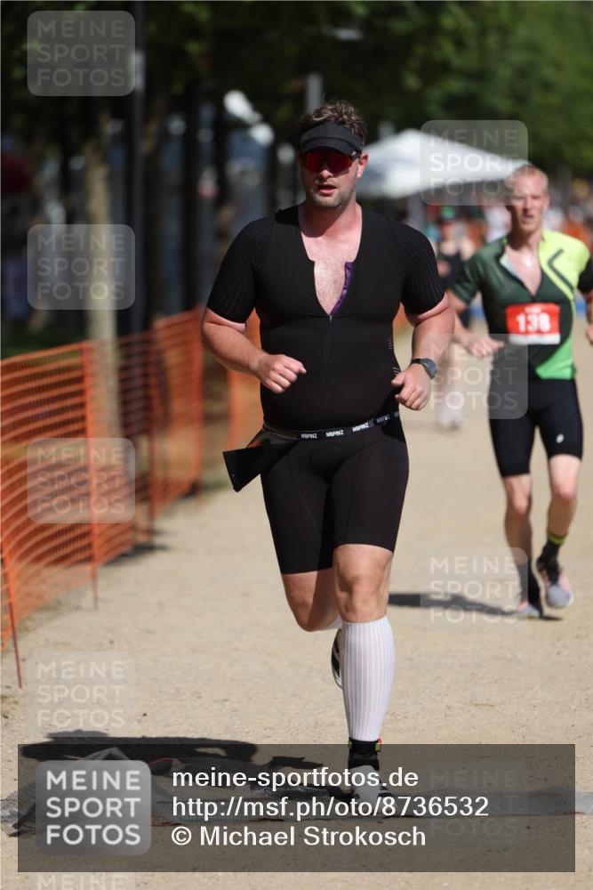 07.09.2025 - 19. Norderstedt Triathlon Michael Strokosch http://msf.ph/oto/8736532 07.09.2025 12:24:00 Laufen 138, 281 meine-sportfotos.de
