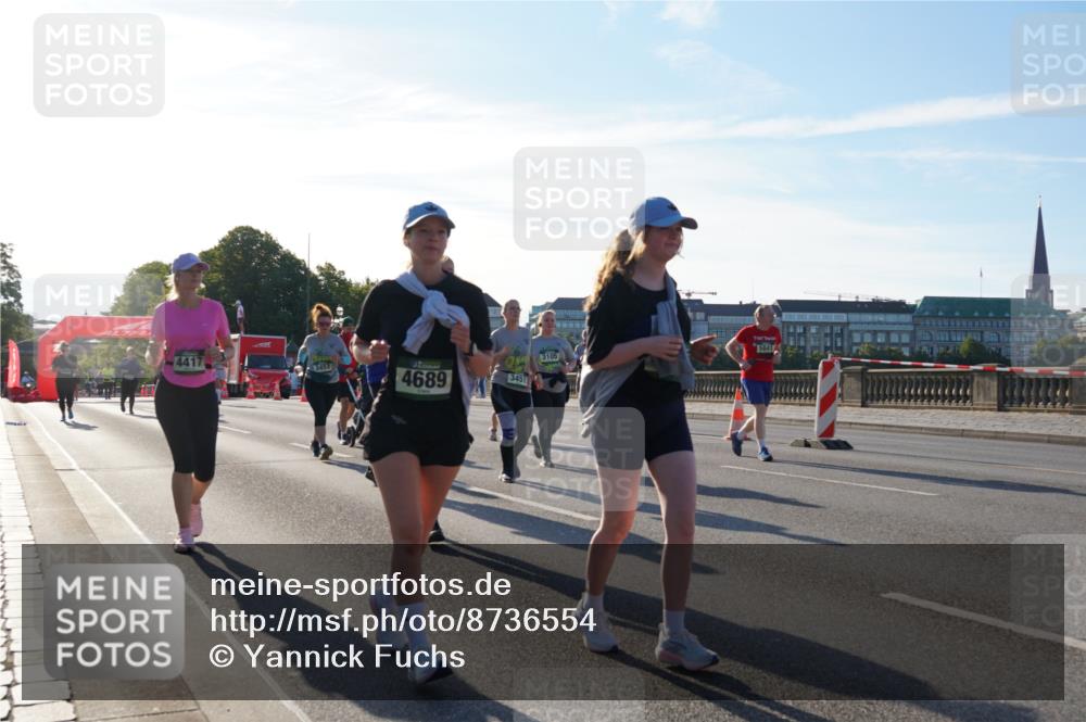 07.09.2025 - BARMER Alsterlauf Yannick Fuchs http://msf.ph/oto/8736554 07.09.2025 09:09:15 Laufen 5841, 3105, 4417, 3453, 4689, 3451 meine-sportfotos.de