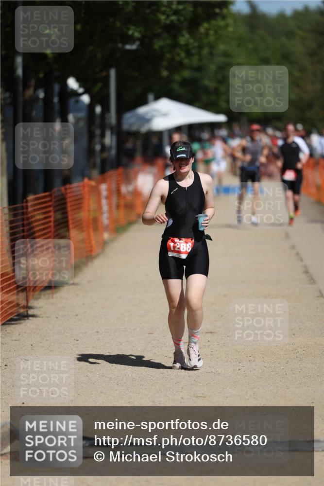 07.09.2025 - 19. Norderstedt Triathlon Michael Strokosch http://msf.ph/oto/8736580 07.09.2025 12:24:07 Laufen 1288 meine-sportfotos.de