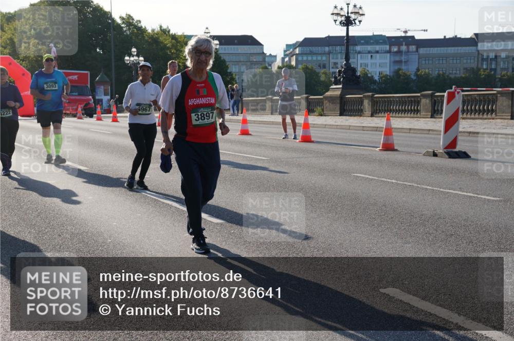 07.09.2025 - BARMER Alsterlauf Yannick Fuchs http://msf.ph/oto/8736641 07.09.2025 09:09:23 Laufen 222, 3093, 4967, 3897 meine-sportfotos.de