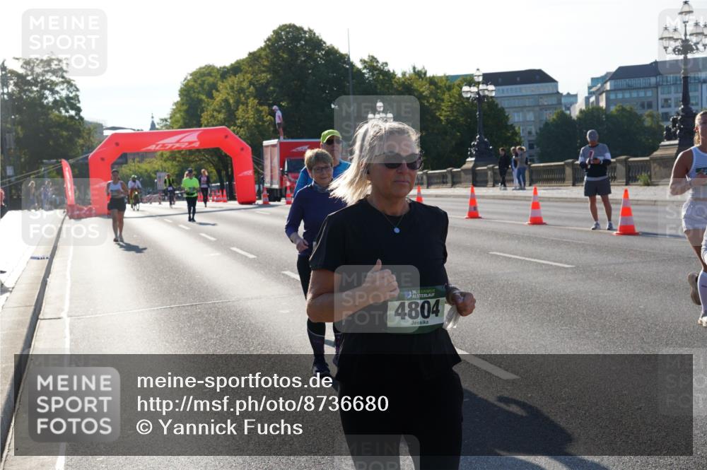 07.09.2025 - BARMER Alsterlauf Yannick Fuchs http://msf.ph/oto/8736680 07.09.2025 09:09:26 Laufen 36, 4804 meine-sportfotos.de