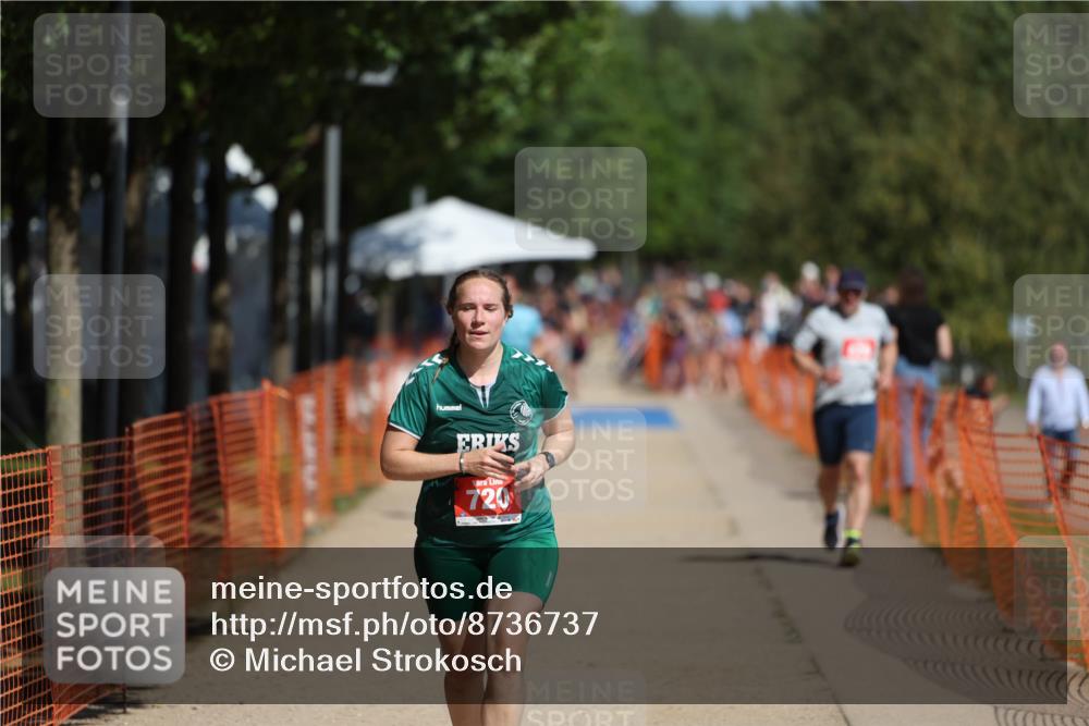 07.09.2025 - 19. Norderstedt Triathlon Michael Strokosch http://msf.ph/oto/8736737 07.09.2025 12:24:31 Laufen 720, 826 meine-sportfotos.de