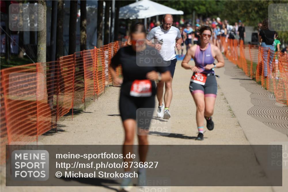 07.09.2025 - 19. Norderstedt Triathlon Michael Strokosch http://msf.ph/oto/8736827 07.09.2025 12:24:59 Laufen 763, 861, 1387 meine-sportfotos.de