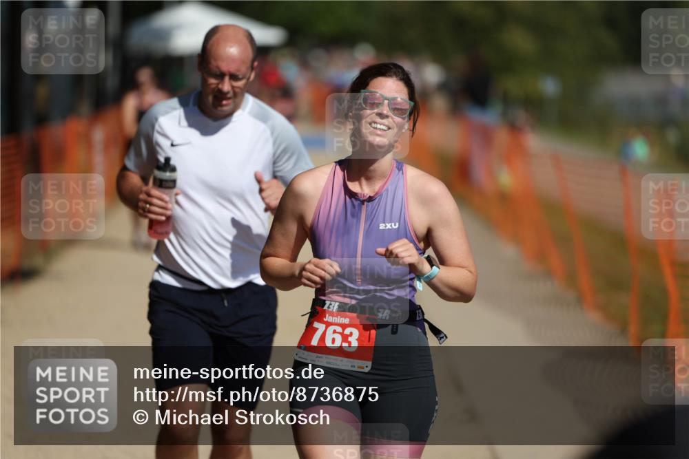 07.09.2025 - 19. Norderstedt Triathlon Michael Strokosch http://msf.ph/oto/8736875 07.09.2025 12:25:03 Laufen 763, 861, 1387 meine-sportfotos.de
