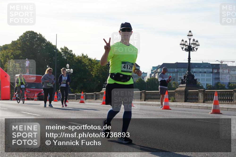07.09.2025 - BARMER Alsterlauf Yannick Fuchs http://msf.ph/oto/8736893 07.09.2025 09:09:44 Laufen 2997, 4129 meine-sportfotos.de