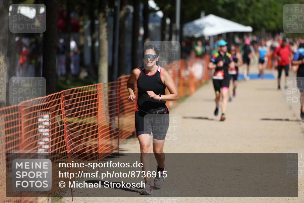 07.09.2025 - 19. Norderstedt Triathlon Michael Strokosch http://msf.ph/oto/8736915 07.09.2025 12:25:12 Laufen 299, 1367, 1380 meine-sportfotos.de