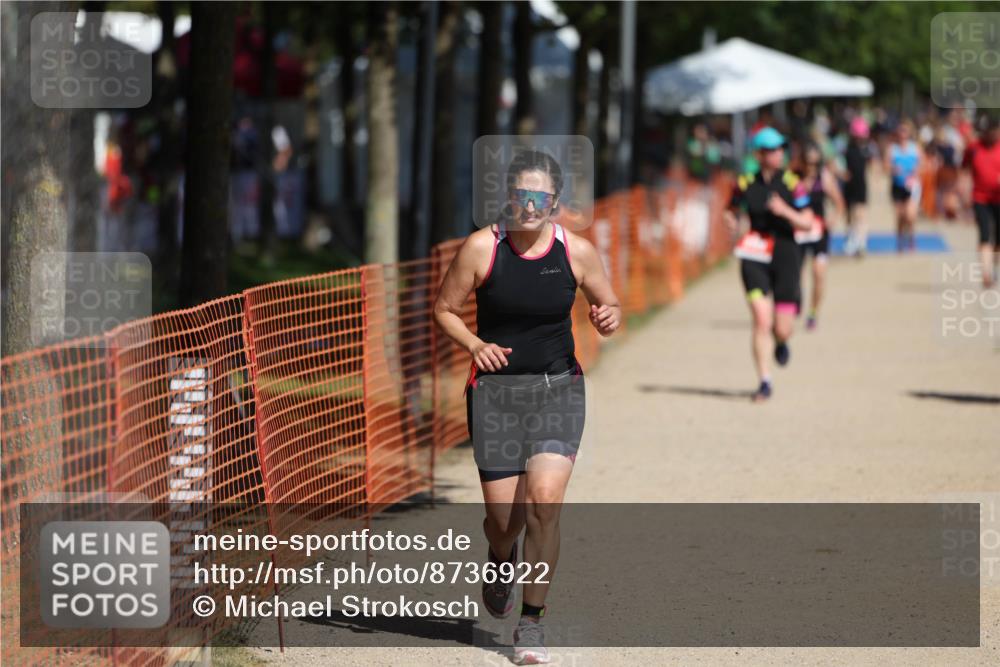 07.09.2025 - 19. Norderstedt Triathlon Michael Strokosch http://msf.ph/oto/8736922 07.09.2025 12:25:13 Laufen 299, 1367, 1380 meine-sportfotos.de