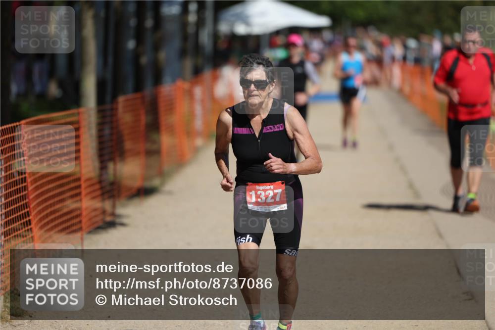 07.09.2025 - 19. Norderstedt Triathlon Michael Strokosch http://msf.ph/oto/8737086 07.09.2025 12:25:25 Laufen 136, 727, 1327 meine-sportfotos.de