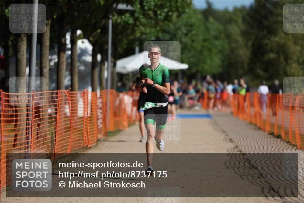07.09.2025 - 19. Norderstedt Triathlon Michael Strokosch http://msf.ph/oto/8737175 07.09.2025 10:53:50 Laufen 87, 93, 96, 672 meine-sportfotos.de