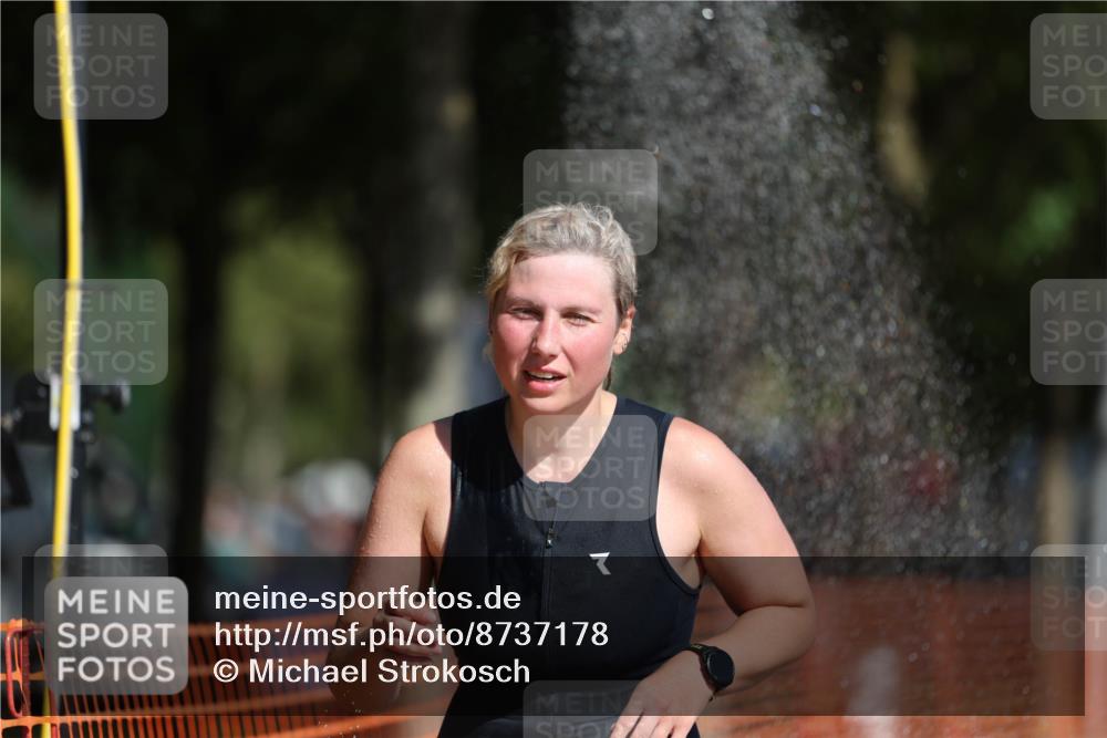 07.09.2025 - 19. Norderstedt Triathlon Michael Strokosch http://msf.ph/oto/8737178 07.09.2025 11:48:38 Laufen 231, 1341 meine-sportfotos.de