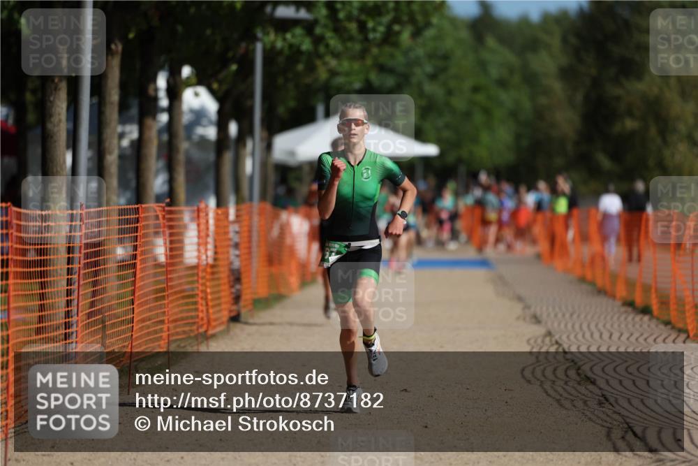 07.09.2025 - 19. Norderstedt Triathlon Michael Strokosch http://msf.ph/oto/8737182 07.09.2025 10:53:50 Laufen 87, 93, 96, 672 meine-sportfotos.de