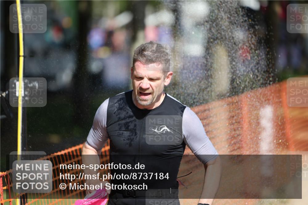 07.09.2025 - 19. Norderstedt Triathlon Michael Strokosch http://msf.ph/oto/8737184 07.09.2025 12:25:32 Laufen 136, 727, 793 meine-sportfotos.de