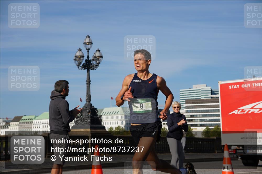 07.09.2025 - BARMER Alsterlauf Yannick Fuchs http://msf.ph/oto/8737237 07.09.2025 09:23:01 Laufen 36, 9, 1 meine-sportfotos.de