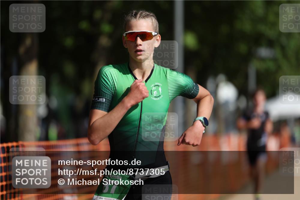 07.09.2025 - 19. Norderstedt Triathlon Michael Strokosch http://msf.ph/oto/8737305 07.09.2025 10:53:53 Laufen 87, 93 meine-sportfotos.de