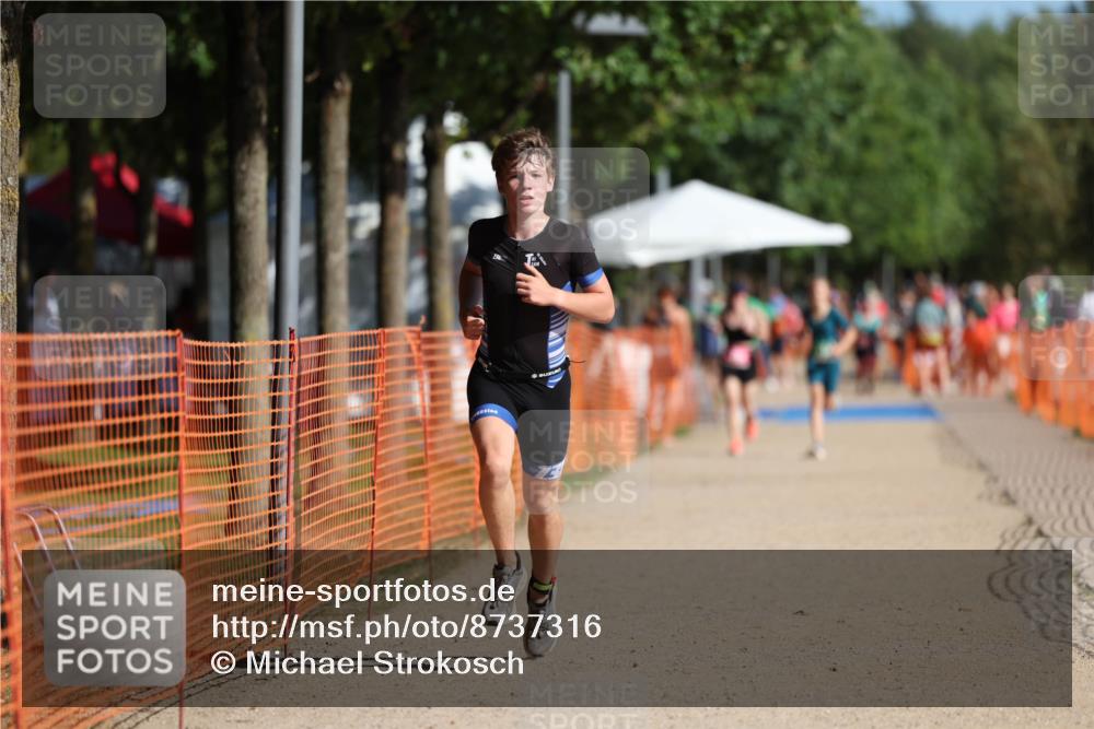 07.09.2025 - 19. Norderstedt Triathlon Michael Strokosch http://msf.ph/oto/8737316 07.09.2025 10:53:54 Laufen 87, 93 meine-sportfotos.de