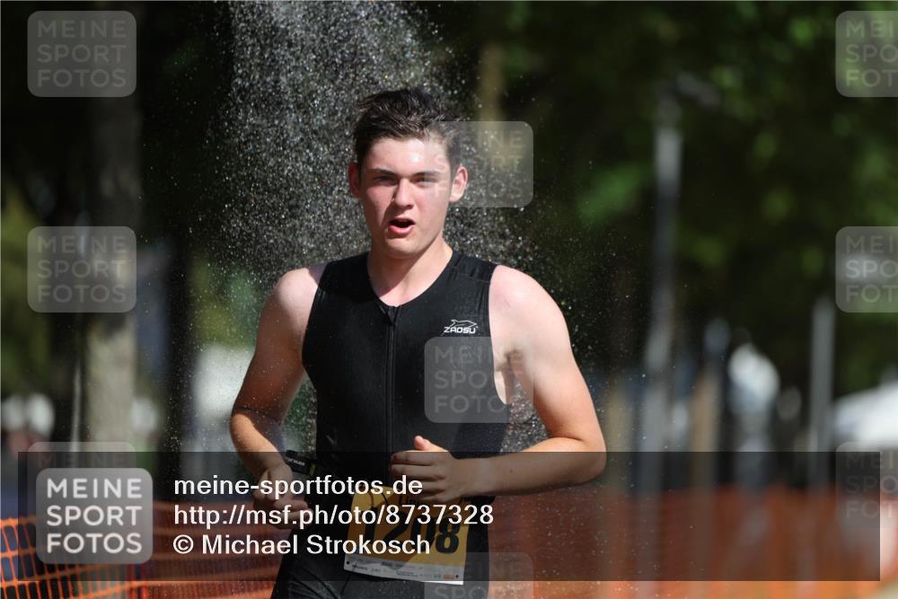07.09.2025 - 19. Norderstedt Triathlon Michael Strokosch http://msf.ph/oto/8737328 07.09.2025 11:48:49 Laufen 231, 284, 1208 meine-sportfotos.de