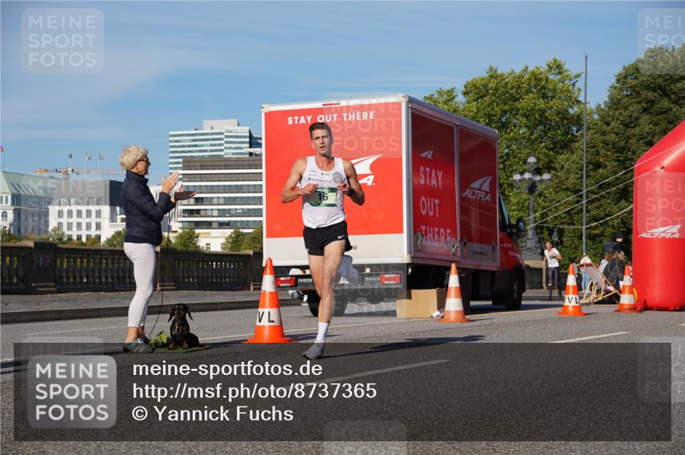 07.09.2025 - BARMER Alsterlauf Yannick Fuchs http://msf.ph/oto/8737365 07.09.2025 09:23:43 Laufen 4 meine-sportfotos.de