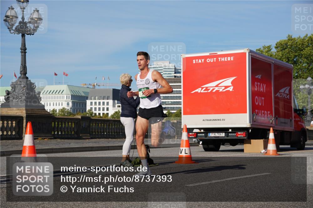 07.09.2025 - BARMER Alsterlauf Yannick Fuchs http://msf.ph/oto/8737393 07.09.2025 09:23:43 Laufen 1 meine-sportfotos.de