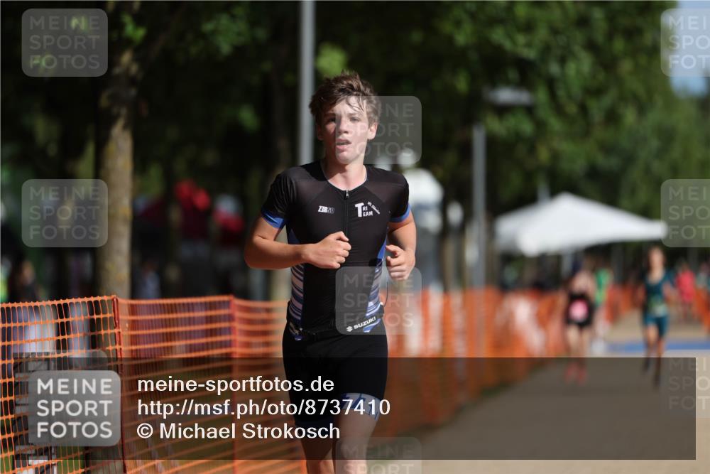 07.09.2025 - 19. Norderstedt Triathlon Michael Strokosch http://msf.ph/oto/8737410 07.09.2025 10:53:56 Laufen 87, 93 meine-sportfotos.de