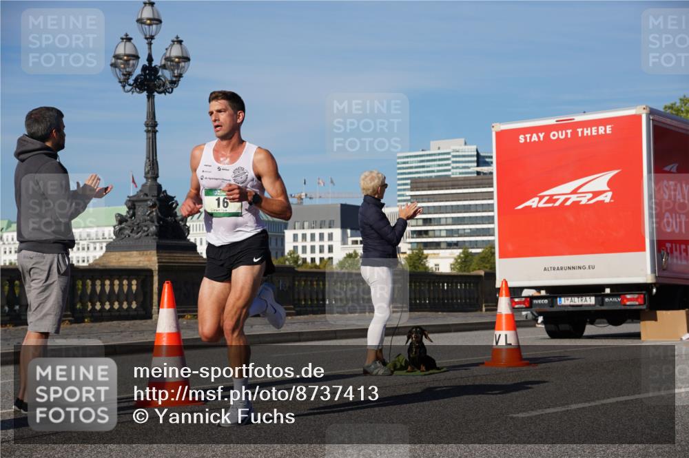 07.09.2025 - BARMER Alsterlauf Yannick Fuchs http://msf.ph/oto/8737413 07.09.2025 09:23:44 Laufen 16, 1 meine-sportfotos.de