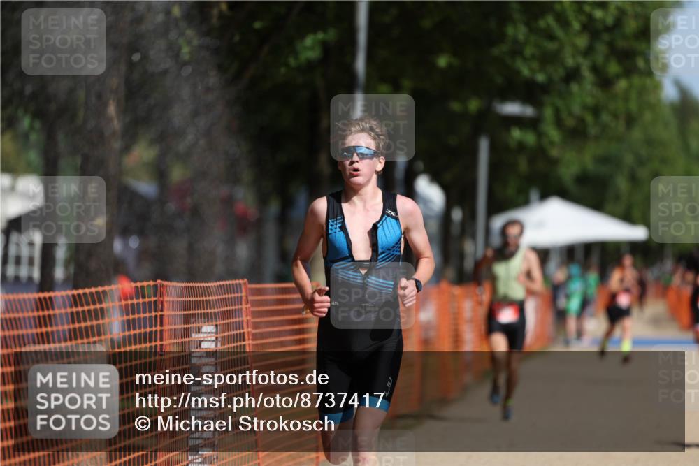 07.09.2025 - 19. Norderstedt Triathlon Michael Strokosch http://msf.ph/oto/8737417 07.09.2025 11:48:59 Laufen 196, 1171, 1355, 1394 meine-sportfotos.de