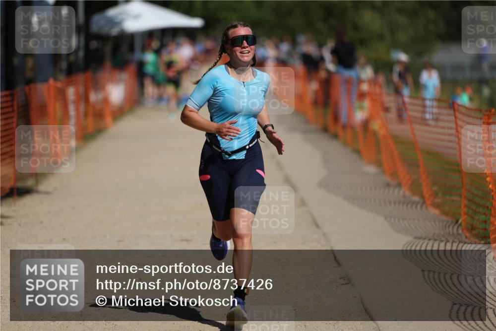 07.09.2025 - 19. Norderstedt Triathlon Michael Strokosch http://msf.ph/oto/8737426 07.09.2025 12:25:58 Laufen 699 meine-sportfotos.de