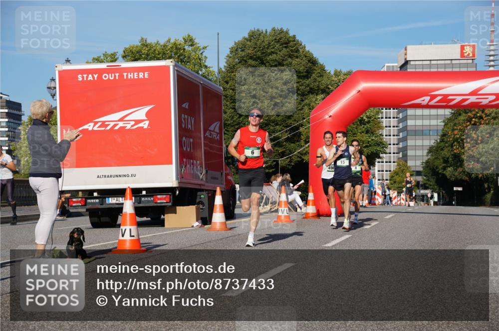 07.09.2025 - BARMER Alsterlauf Yannick Fuchs http://msf.ph/oto/8737433 07.09.2025 09:23:51 Laufen 6, 496 meine-sportfotos.de