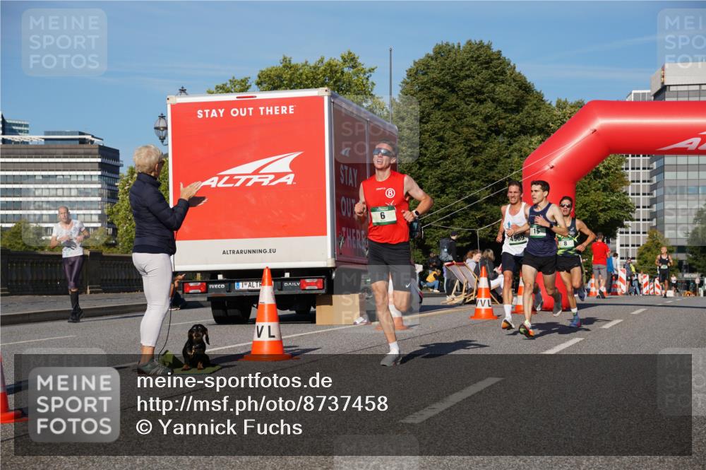 07.09.2025 - BARMER Alsterlauf Yannick Fuchs http://msf.ph/oto/8737458 07.09.2025 09:23:51 Laufen 6, 4969 meine-sportfotos.de